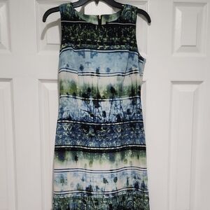 Elegant Blue and Green Sleeveless Dress